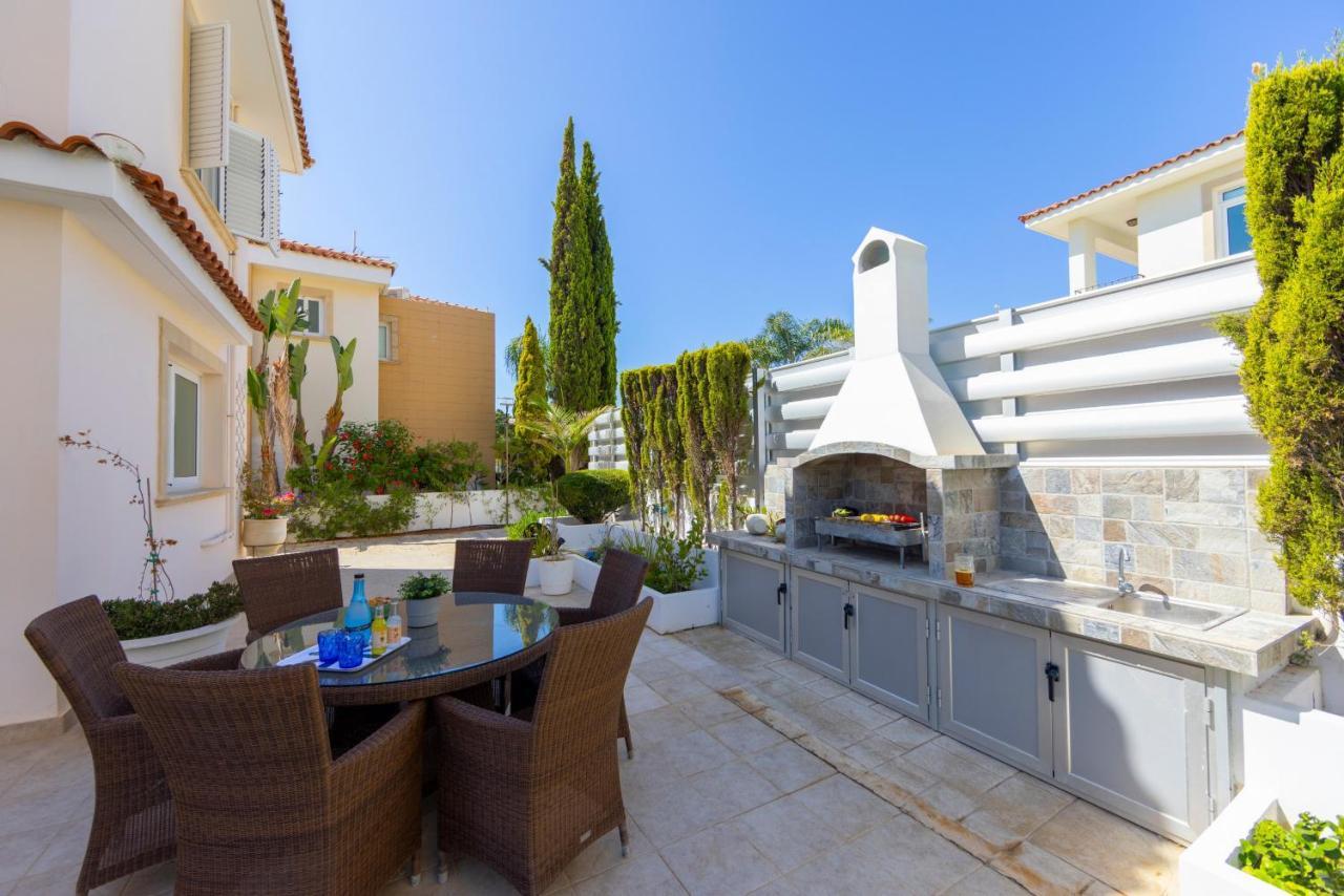 Protaras Sunrise Zen Seafront Villa エクステリア 写真