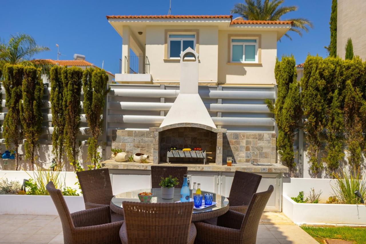 Protaras Sunrise Zen Seafront Villa エクステリア 写真